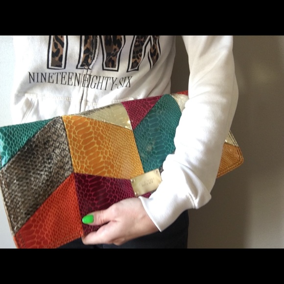 Nine West Clutch - Picture 5 of 8